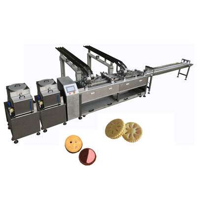 Guter Preis Maßgeschneiderte Biscuit-Sandwichmaschine Doppelspurige Zwei-Geschmacks-Biscuit-Bauausrüstung Online